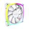 Ventilateur d'ordinateur blanc avec des lumières LED colorées sur les bords, portant le nom de marque 'Montech'.