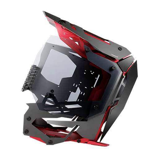 Un boîtier d'ordinateur futuriste au design anguleux et marquant, en noir et rouge, avec des parois latérales transparentes.