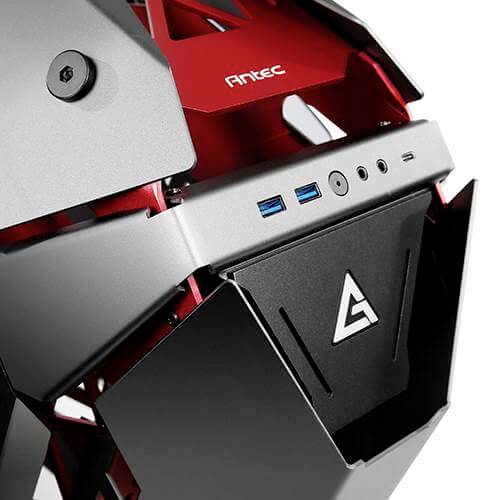 Boîtier PC Gaming au design futuriste, avec des détails rouges et argentés, ports USB et audio à l'avant, par Antec.
