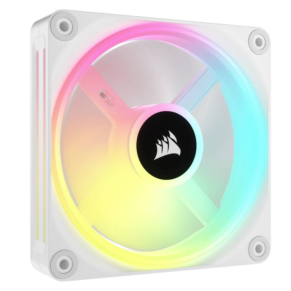 Un ventilateur d'ordinateur blanc avec un éclairage LED multicolore. La lumière passe du rose au bleu au jaune en un cercle.