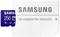 'Carte microSD Samsung de 256 Go insérée dans un adaptateur SD.'