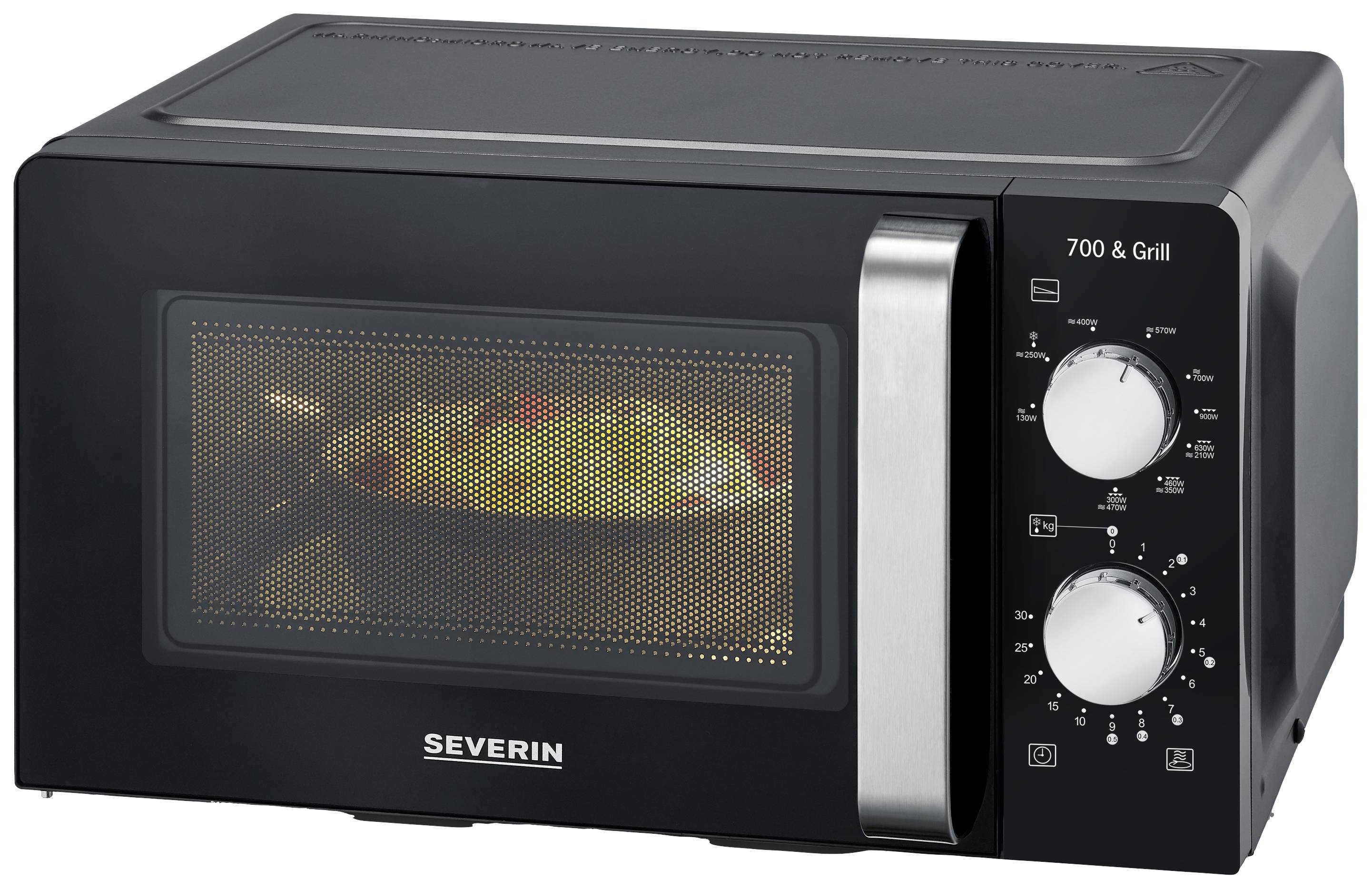 Un micro-ondes noir avec fonction grill. Deux boutons rotatifs pour contrôler le temps et la température. Un plat est chauffé à l'intérieur.