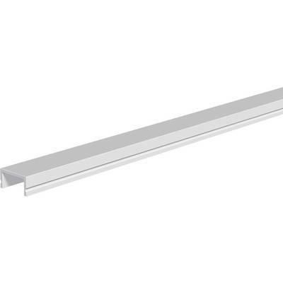 Gros plan d'une pièce de bordure en canal en U en aluminium argenté, présentée en diagonale sur un fond blanc.