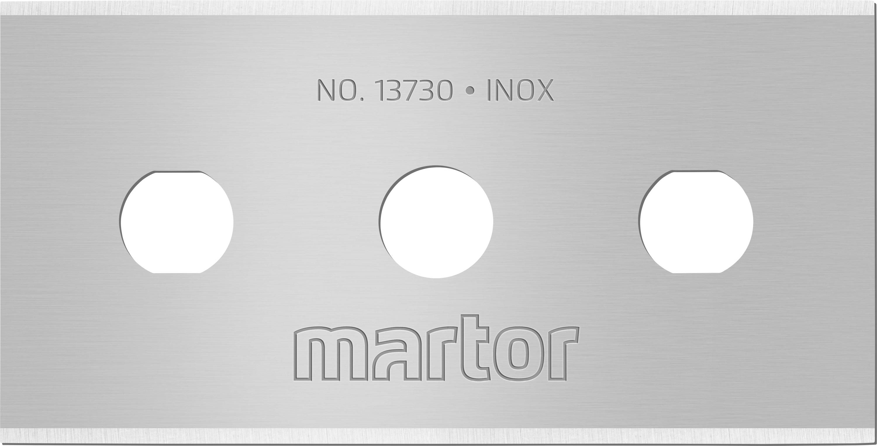 'Lame à trois trous portant l'inscription "NO. 13730 INOX" en haut et "martor" en bas. Métal argenté avec trois trous poinçonnés au centre.'
