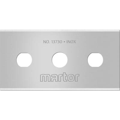 'Lame à trois trous portant l'inscription "NO. 13730 INOX" en haut et "martor" en bas. Métal argenté avec trois trous poinçonnés au centre.'