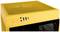 Boîtier d'ordinateur jaune avec des trous d'aération, des ports USB, des connexions audio et un bouton d'alimentation sur la façade.