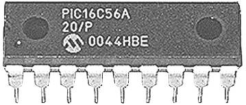 Circuit intégré portant l'inscription 'PIC16C56A 20/P'. Contient 18 broches, probablement un microcontrôleur.