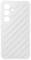 Coque blanche pour smartphone avec des rayures diagonales et quatre découpes pour l'appareil photo et le flash.