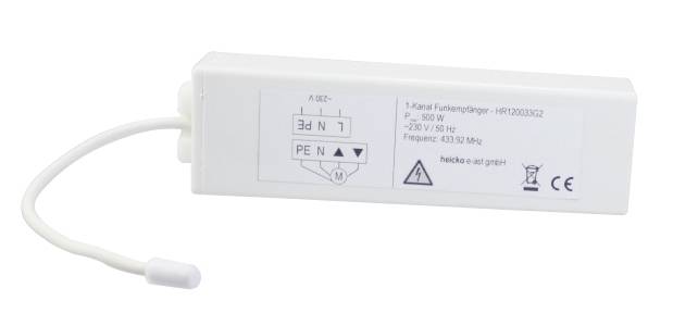 Récepteur radio blanc avec câble, adapté pour 800 W, 230 V/50 Hz. Fréquence : 433,92 MHz. Étiquette de produit avec symboles CE et recyclage.