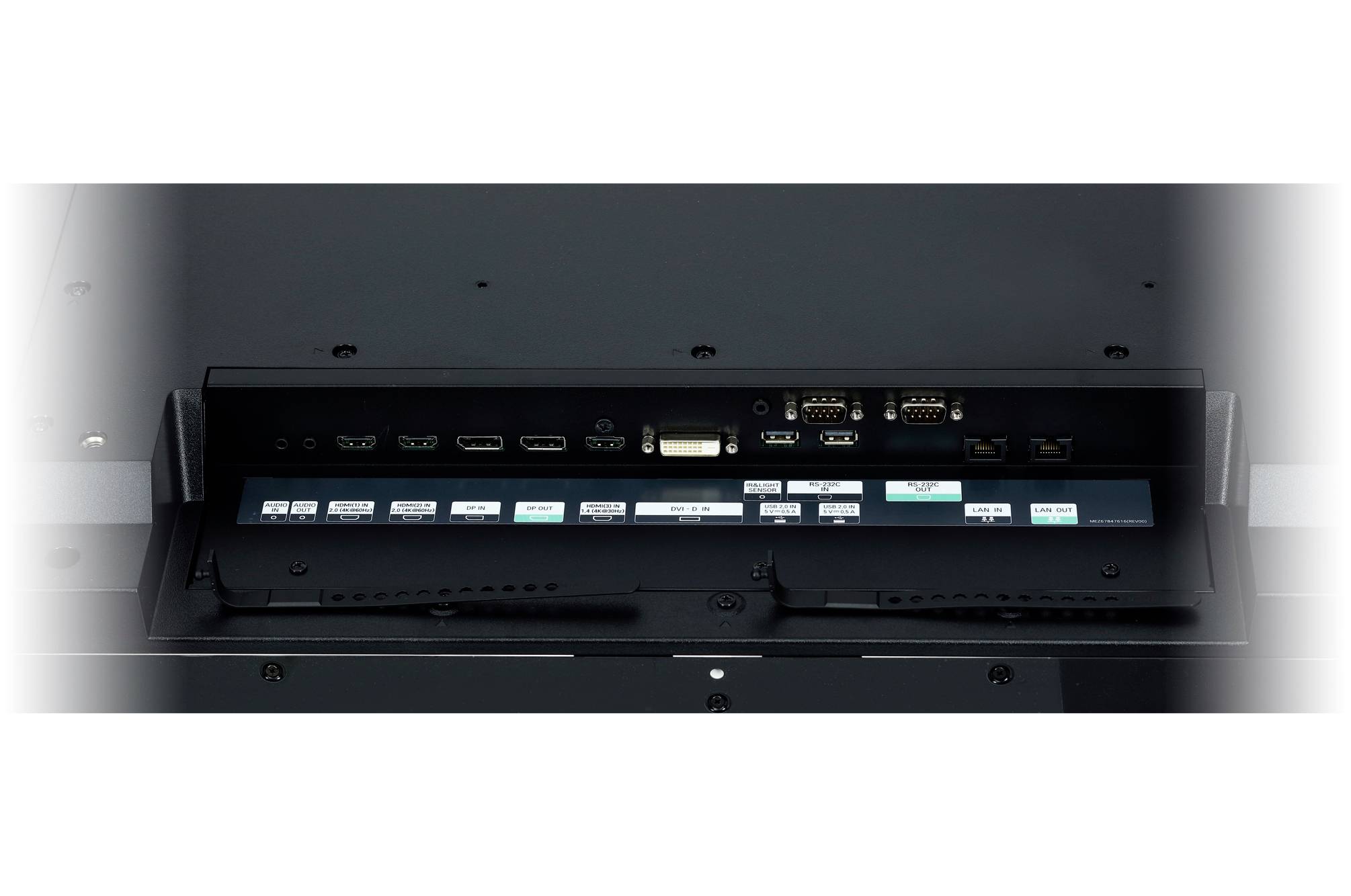 Vue arrière d'un moniteur avec différentes options de connexion, comprenant des ports HDMI, DisplayPort, USB et des entrées audio.