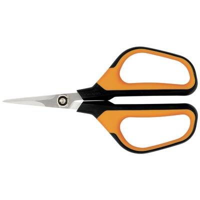 Ciseaux aux poignées orange sur fond blanc, droits et ouverts ; utilisés pour couper du papier ou du tissu.