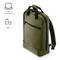 Sac à dos vert, adapté aux ordinateurs portables jusqu'à 41 cm. Fabriqué à 100 % à partir de matériaux recyclés. Avec poche avant et sangles rembourrées.