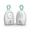 Deux babyphones blancs avec des touches turquoises. L'appareil de gauche montre deux boutons de commande sur le côté, celui de droite est présenté de face.