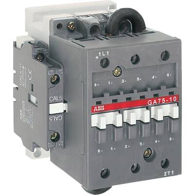 Schütz GA75-10 d'ABB, un appareil électrique destiné à la commande de circuits de puissance électriques, doté de plusieurs bornes et d'un levier latéral.