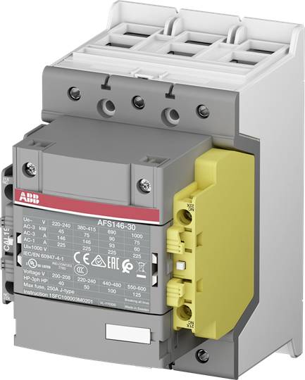 Un contacteur triphasé avec un côté jaune, utilisé pour commander des moteurs électriques, affiche des spécifications techniques sur sa face avant.