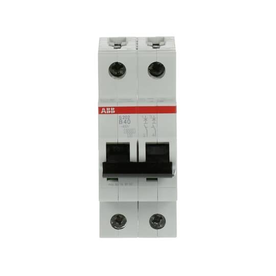 Un disjoncteur bipolaire portant les inscriptions 'ABB' et 'B40', utilisé pour la protection contre les surintensités dans les installations électriques.