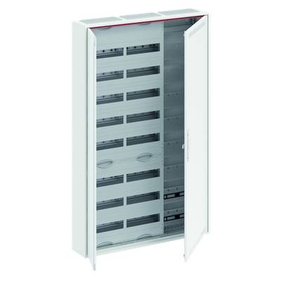 Armoire métallique avec porte ouverte, plusieurs étagères visibles, adaptée aux installations réseau ou électriques.