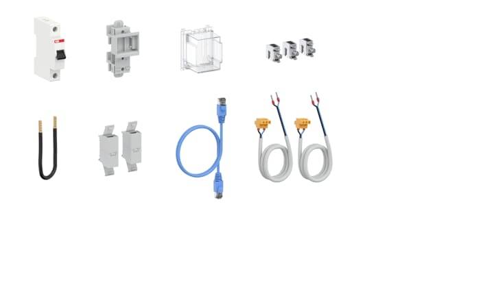 Composants électriques sur fond blanc : disjoncteurs, câbles, supports et connecteurs. Accessoires techniques pour installations.