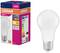 Une ampoule LED OSRAM à côté de son emballage. L'emballage indique 'LED', '806 lm', 'Blanc chaud' et 'Classe énergétique F'.