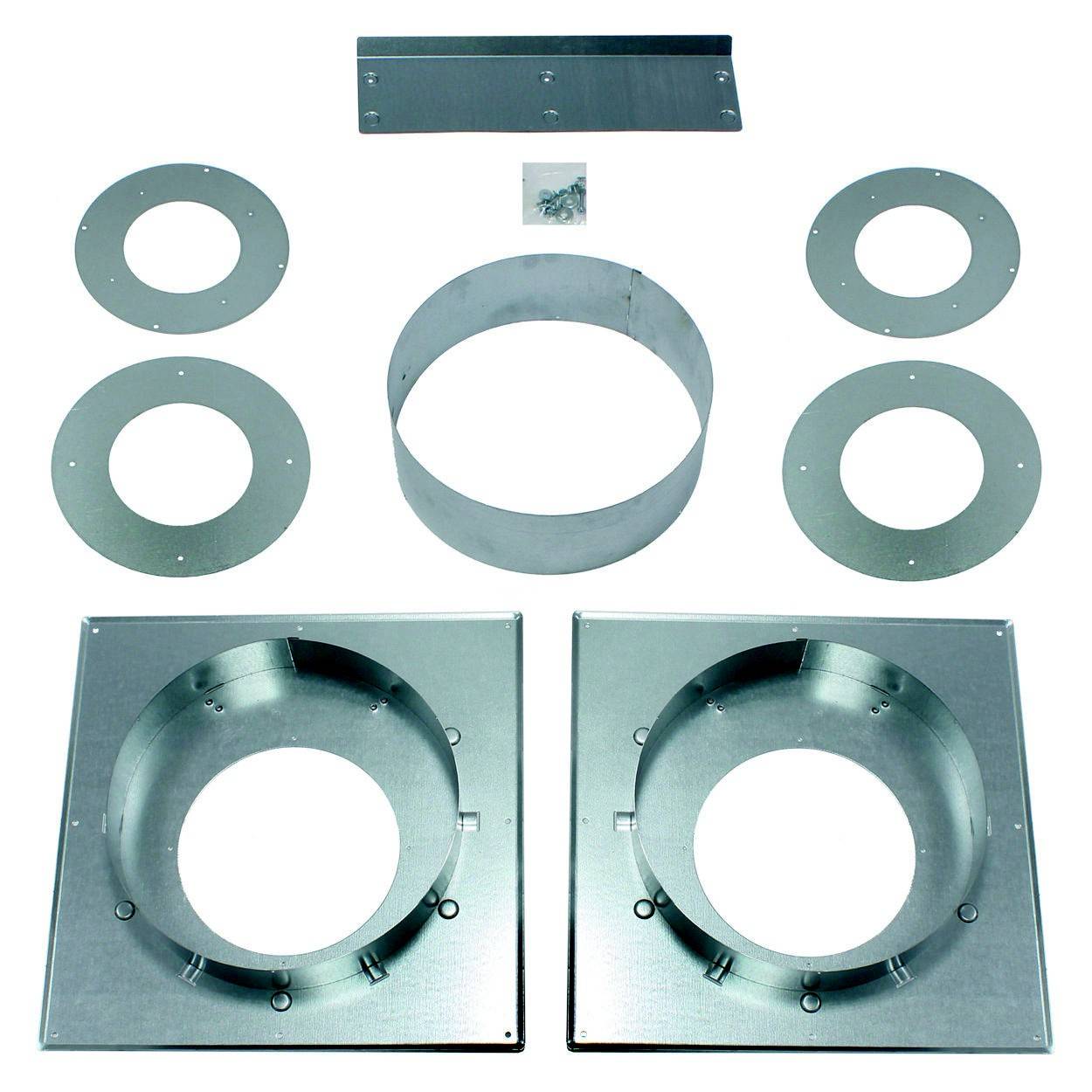 Plusieurs pièces métalliques, comprenant des plaques rectangulaires et rondes, ainsi qu'un élément cylindrique et des vis dans l'ensemble.