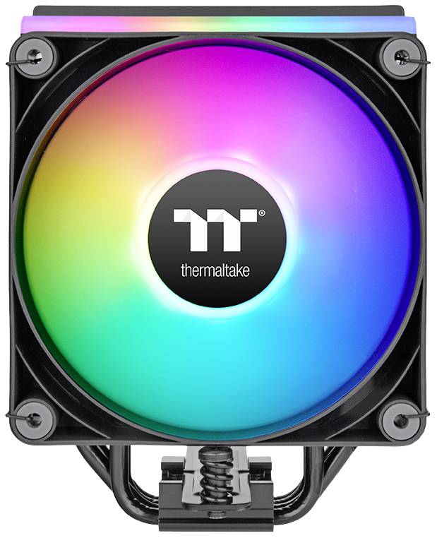 Un ventilateur d'ordinateur RGB coloré brille dans différentes couleurs. Il arbore le logo de Thermaltake en son centre.