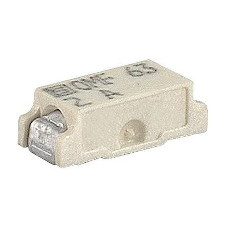 Composant électronique, condensateur axial, boîtier en plastique beige, bornes métalliques à droite et à gauche. Aucun autre contexte n'est disponible.