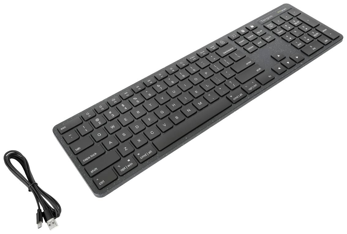 Clavier sans fil en noir avec câble USB pour la connexion. Design plat, pavé numérique à droite. Idéal pour les travaux de bureau.