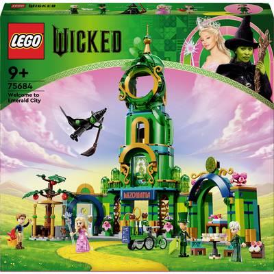 Set LEGO à partir de 9 ans, inspiré de 'Wicked'. Bâtiment coloré et personnages dans un paysage vert avec un ciel rose.