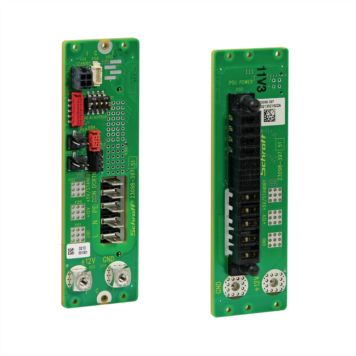 Deux circuits imprimés électroniques verts avec des connecteurs et des étiquettes sur les faces avant et arrière, disposés verticalement.