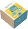 Boîte de kit électronique Arduino avec des illustrations de microcontrôleurs et de circuits électroniques sur un fond jaune, portant l'inscription 'Plug and Make Kit'.