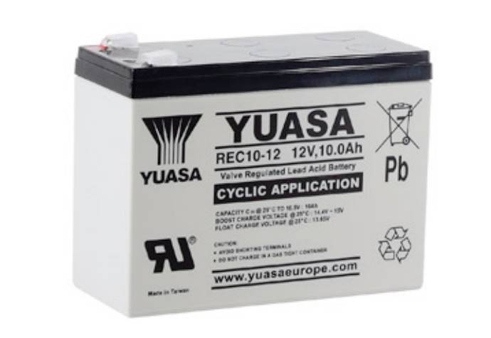 Batterie au plomb de Yuasa, modèle REC10-12, 12V, 10Ah, pour applications cycliques. Informations produit et avertissements imprimés.