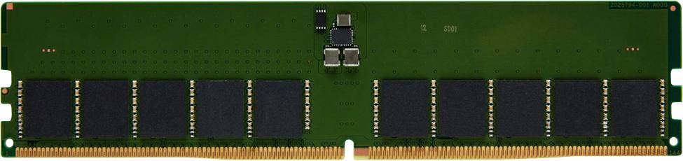 Un module RAM vert avec des puces mémoire noires et des contacts dorés sur le bord inférieur, composant informatique typique.