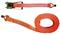 Deux sangles orange, dont une avec une boucle à cliquet en métal, destinées à des fins de sécurité.