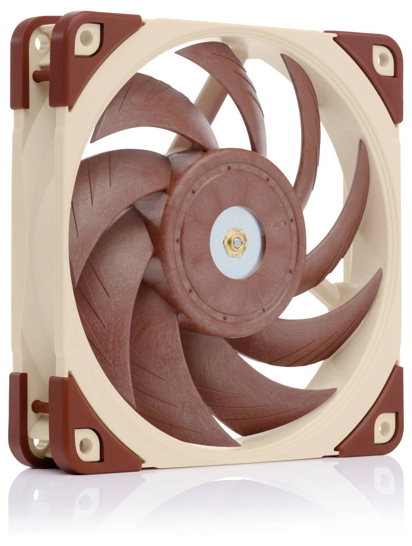 Un ventilateur d'ordinateur carré de couleur marron et beige, doté de sept pales de rotor en forme de pales et équipé de coins en caoutchouc rouge.