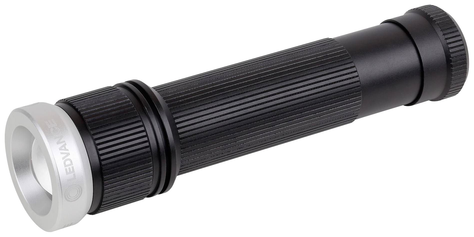 Lampe de poche noire avec bordure argentée, forme cylindrique, surface striée pour une meilleure prise en main. Adaptée aux activités de plein air.