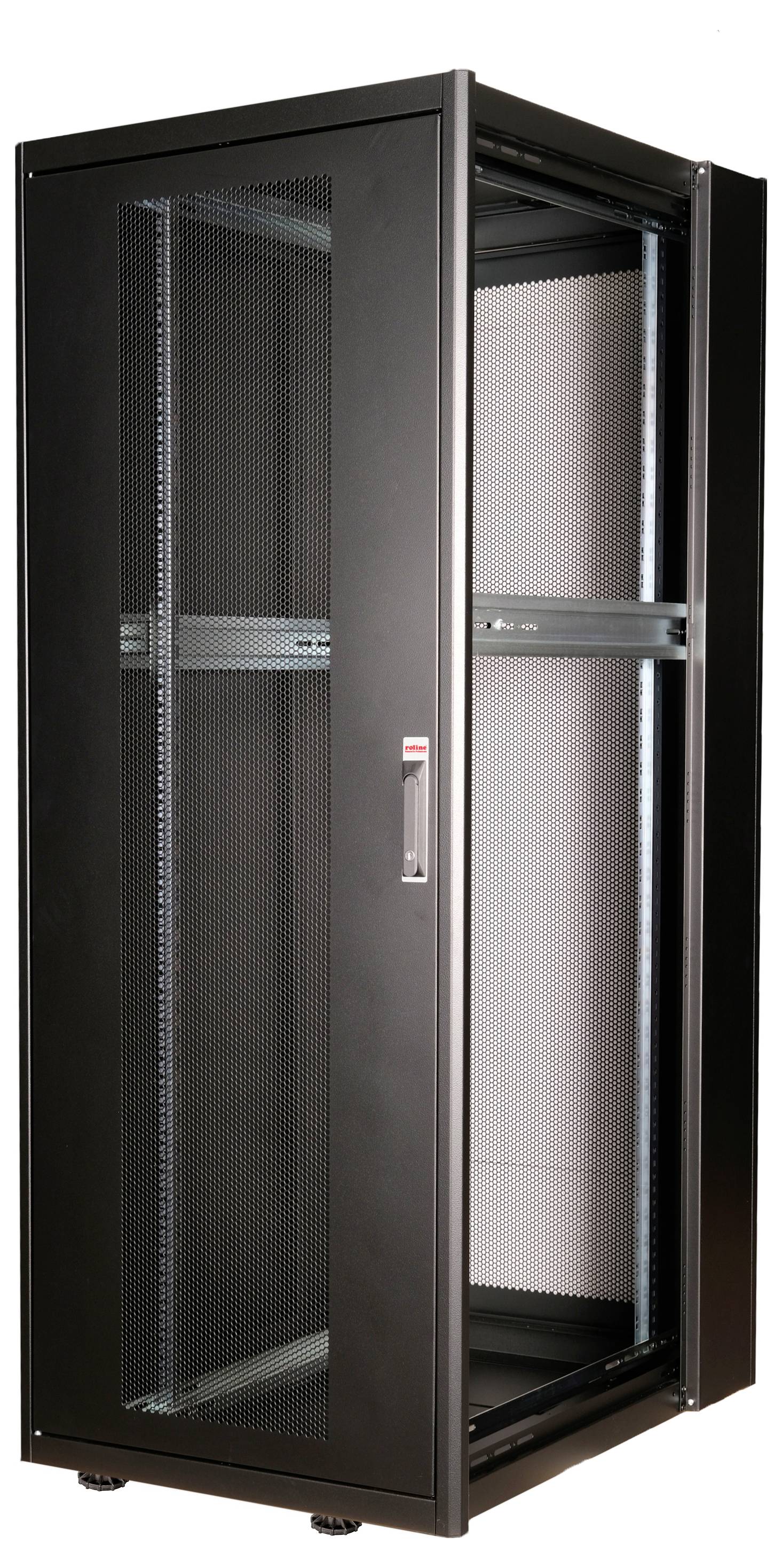 Un armoire de serveur noir et haut avec des portes grillagées, adapté au stockage sécurisé de matériel informatique dans les centres de données.