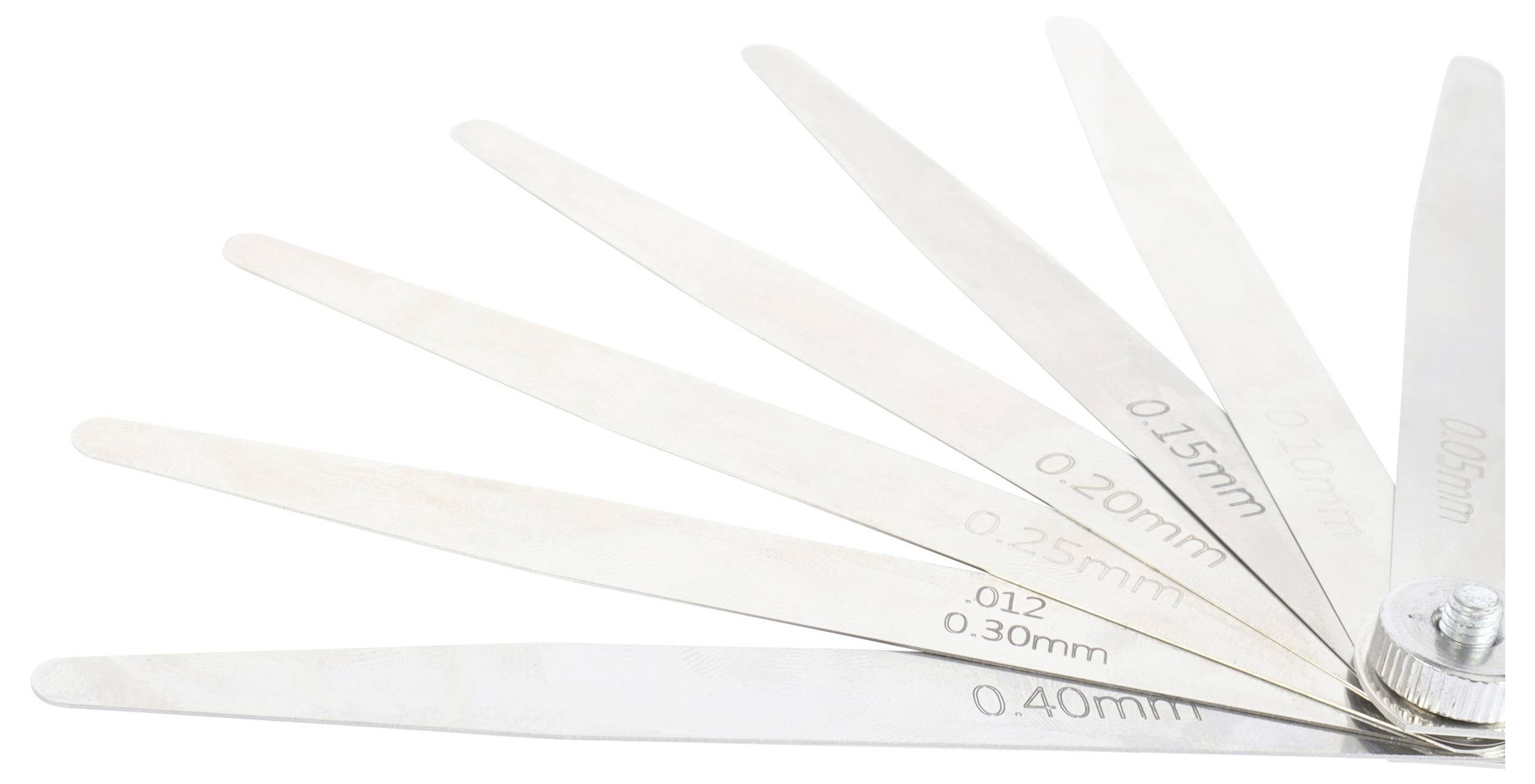 Un jeu de cales d'épaisseur comportant huit lames métalliques de différentes épaisseurs, allant de 0,15 mm à 0,40 mm, déployées en éventail.