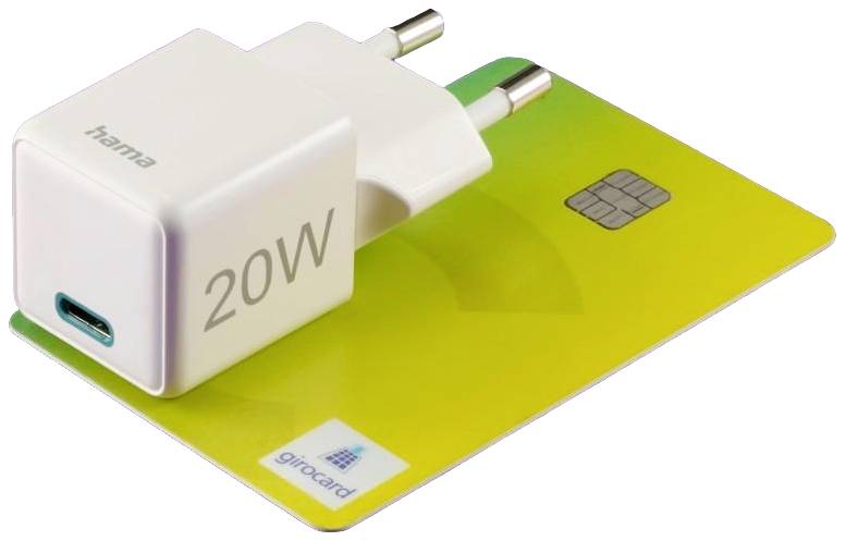 Un chargeur USB-C de 20W est posé sur une carte bancaire. Le chargeur est équipé d'une prise européenne.
