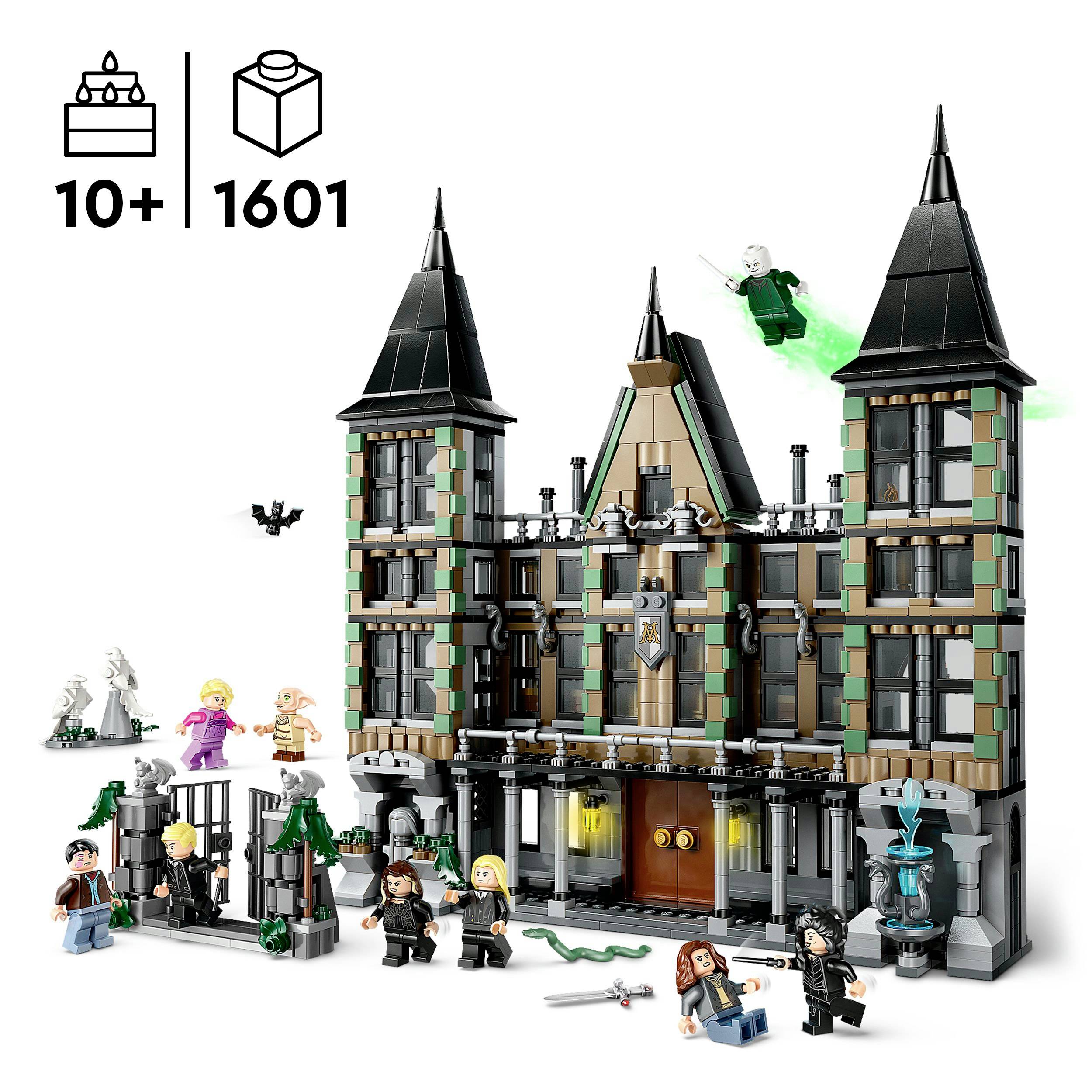 Ensemble LEGO 'Château de Poudlard', recommandé à partir de 10 ans, composé de 1601 pièces. Comprend des mini-figurines et une scène de jeu.