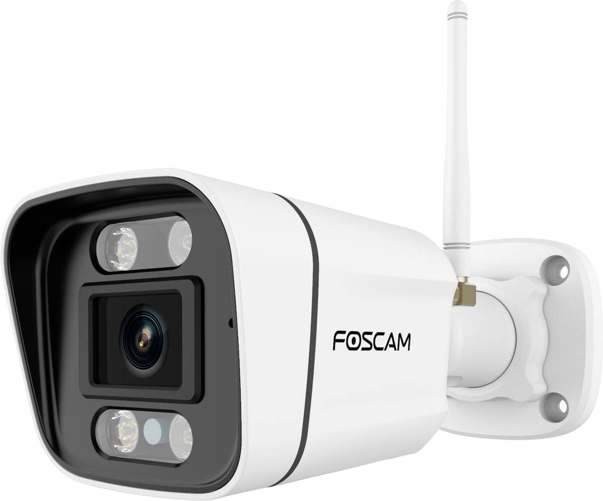 Caméra de surveillance de la marque Foscam avec antenne, montée sur un support mural, adaptée aux applications de sécurité extérieures.