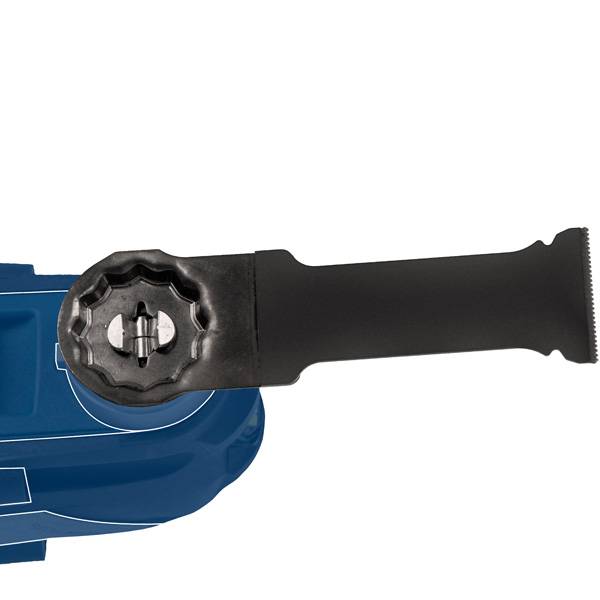 Un outil multifonction électrique bleu avec une poignée noire et une lame de scie montée, adapté pour des travaux de coupe précis.