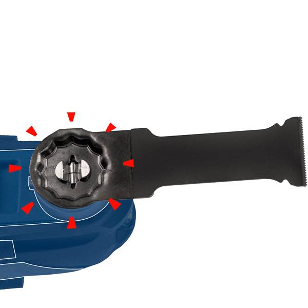 Un ponceuse multifonction électrique bleue avec une poignée noire et un accessoire multifonction. Des flèches rouges mettent en évidence la zone de focus.