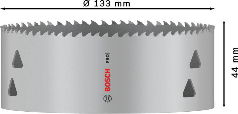 Couronne de scie de 133 mm de diamètre et 44 mm de hauteur. Adaptée pour le perçage professionnel. Marque et dimensions visibles.