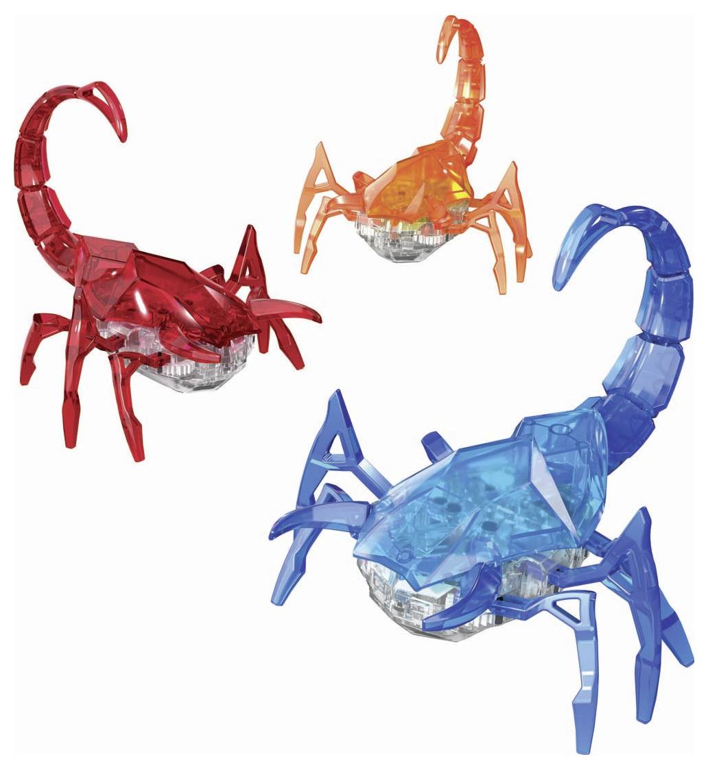 Trois modèles de jouets de type scorpion colorés et transparents en rouge, orange et bleu, révélant des détails et une structure précise.