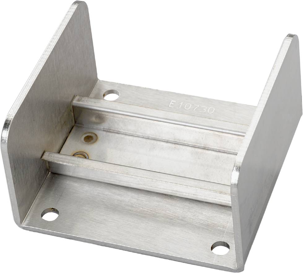 Support d'angle en acier inoxydable avec quatre trous de vis et une rail centrale, utilisé pour la stabilisation.