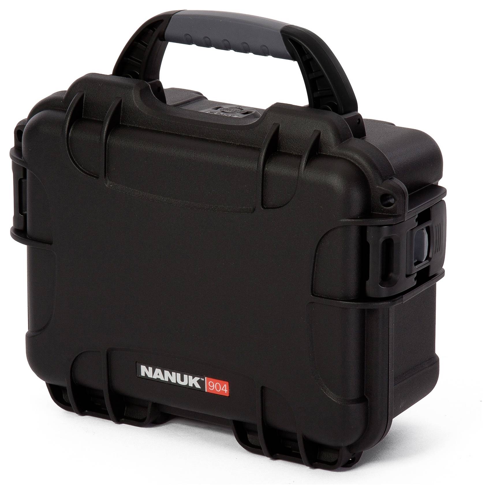 Un boîtier de protection Nanuk 904 noir et robuste avec poignée de transport, adapté au transport sécurisé d'objets fragiles.