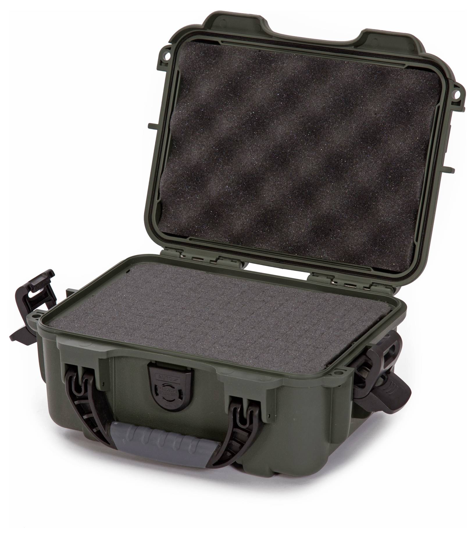 Un coffret de protection ouvert avec un intérieur rembourré en mousse, adapté aux équipements sensibles.