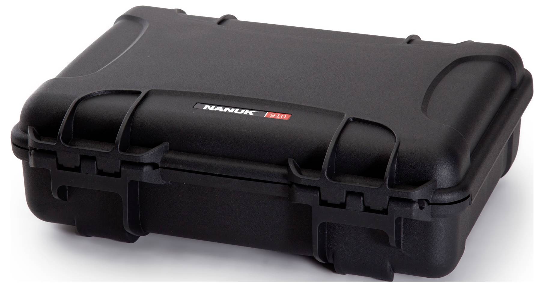 Étui de protection noir, robuste, avec des coins arrondis et l'étiquette de marque 'Nanuk 910' sur le dessus. Idéal pour un transport en toute sécurité.
