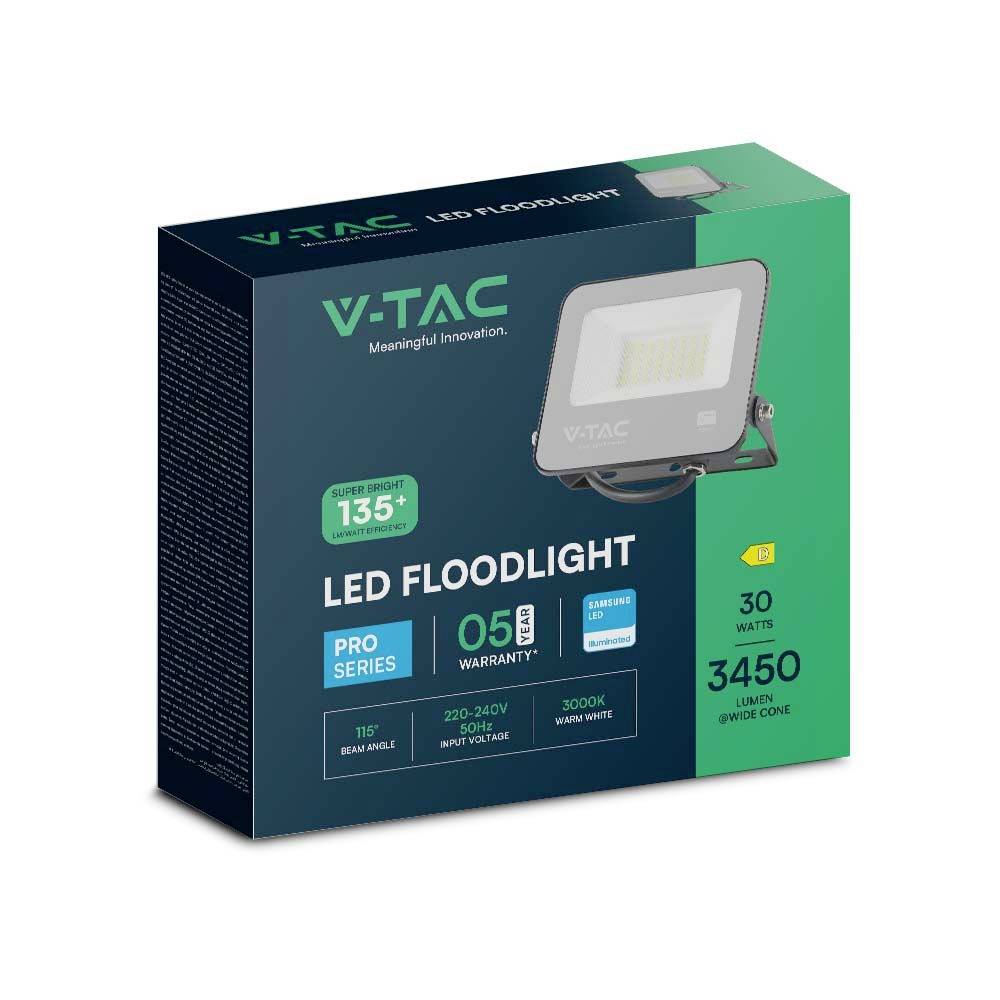 Emballage d'un projecteur LED de V-TAC. Détails : 30 watts, 3450 lumens, 3000K blanc chaud. Caractéristiques principales : angle de faisceau de 135°.