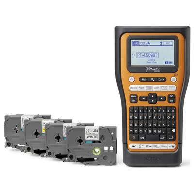 Étiqueteuse Brother P-touch E560B avec plusieurs cassettes de ruban étiquettes. L'appareil affiche des options d'écran et un pavé de touches.